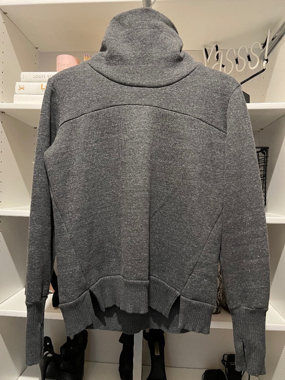 Alo Yoga Haze Turtleneck Sweatshirt Charcoal Gray Pullover Women’s Size M Medium